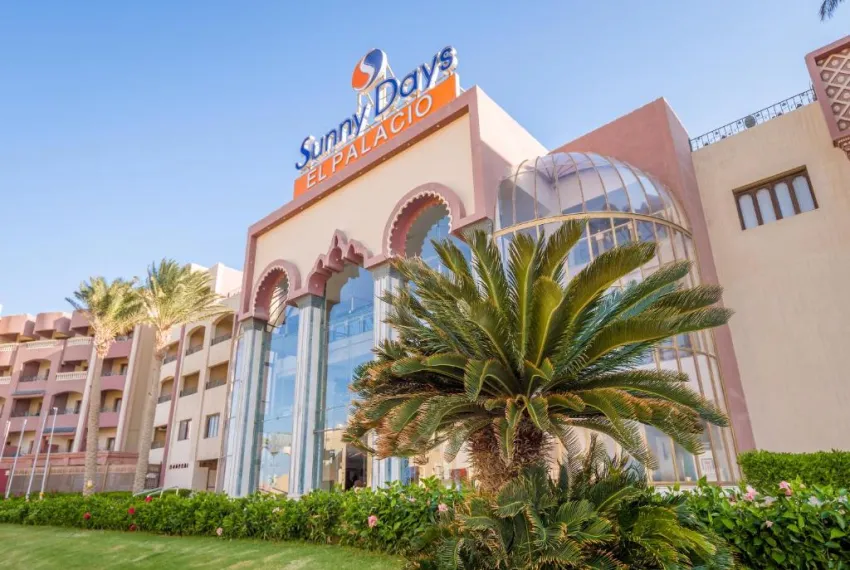 SUNNY DAYS EL PALACIO RESORT & SPA  4*-53