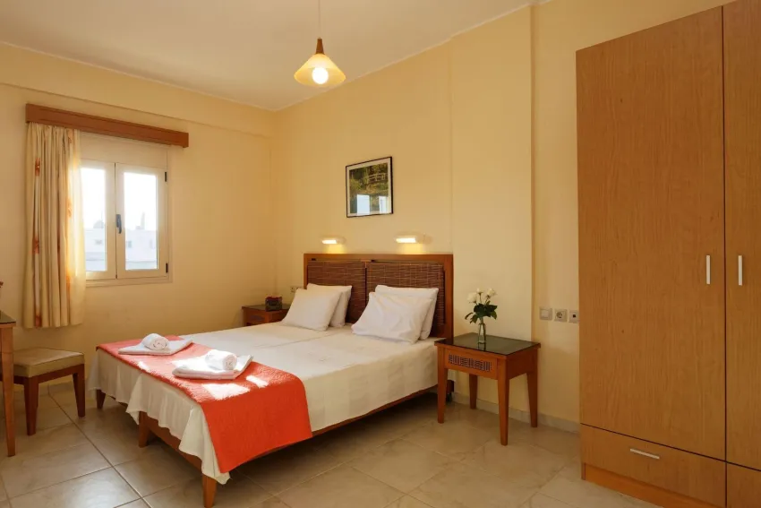 Fotis Studios And Apartments 4*-8