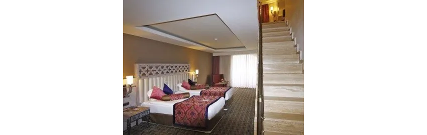 Royal Alhambra Palace 5*-11