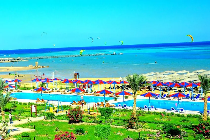 Sunrise Solara Aqua Park Resort 4*-4