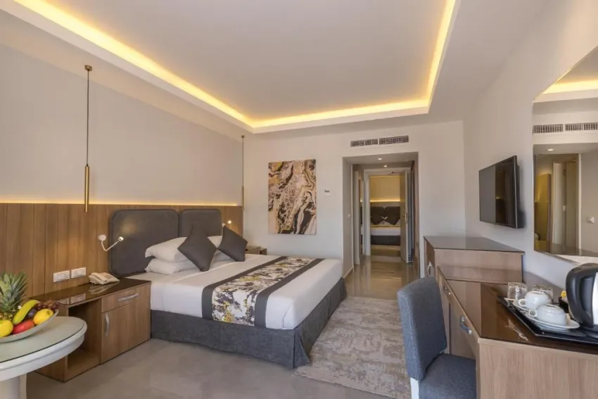 LONG BEACH RESORT  4*-16