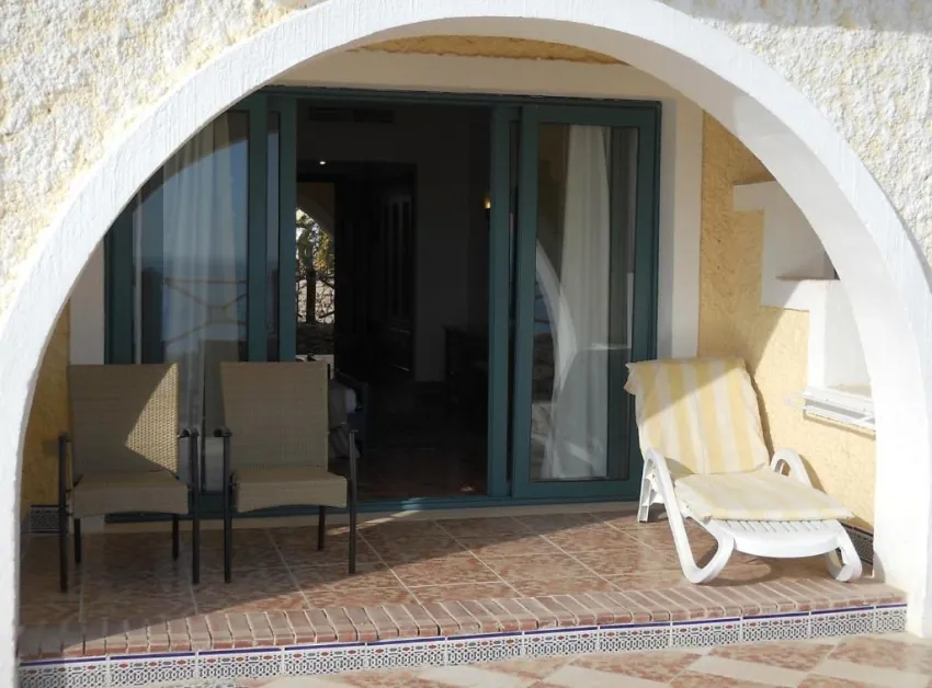 CLUB FARAANA REEF  4*-33