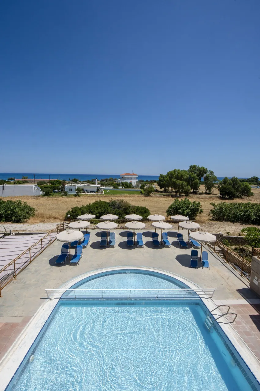 Ledras Beach Hotel 4*-5