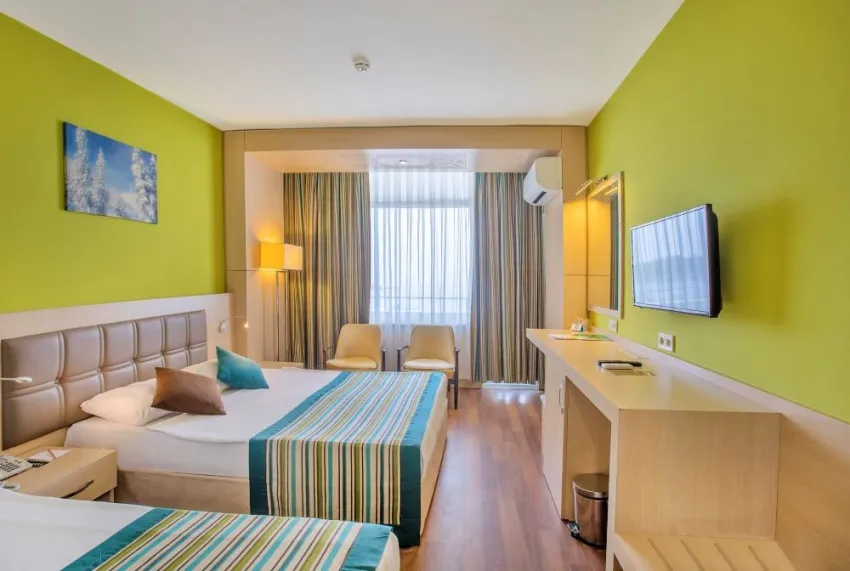 MERIDIA BEACH HOTEL  5*-15