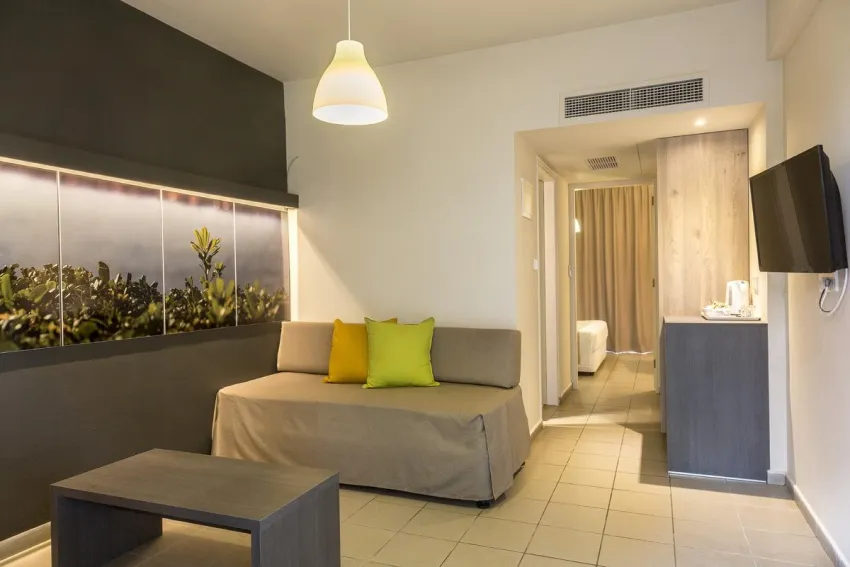 Mayfair Gardens 4*-27