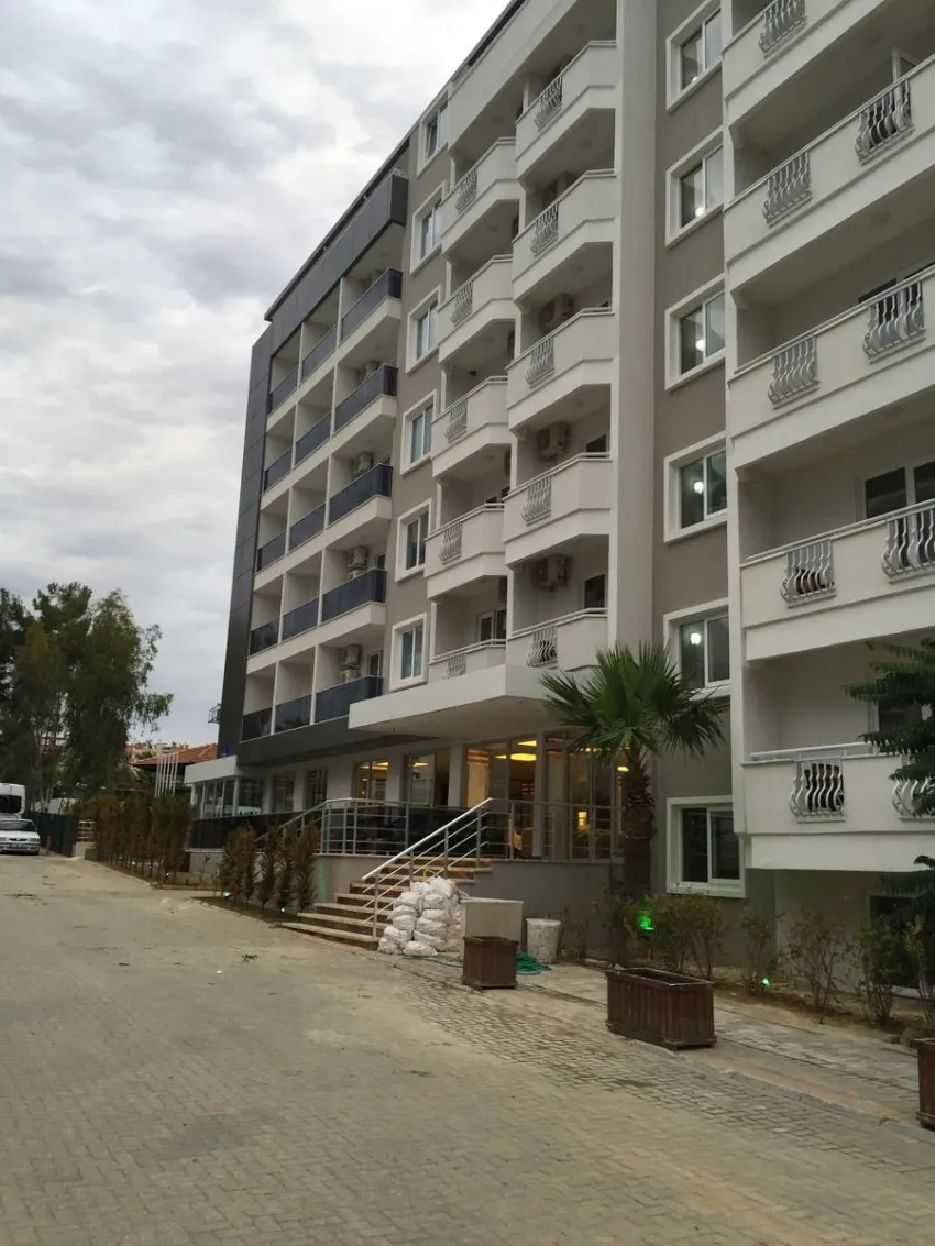 Kolibri Resort Hotel 3*-3