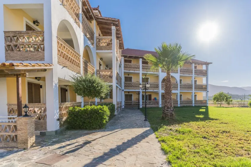 Elpida Hotel 2*-2