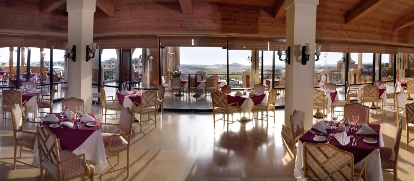 The Cascades Golf Resort & Spa 5*-5