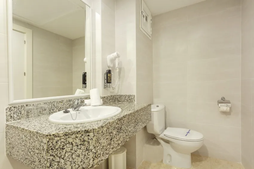 Kilimanjaro Hotel 3*-8