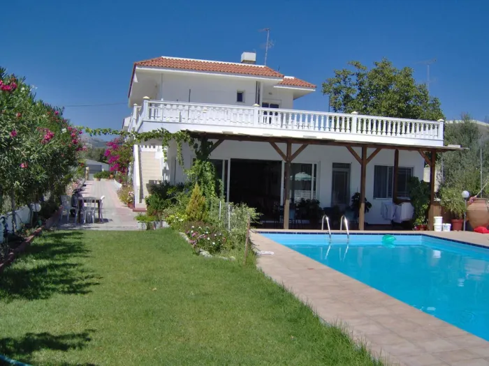 Varelis Hotel 2* - Archangelos - Grecia