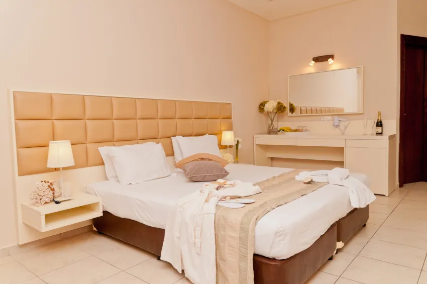 St. Constantin 4*-23