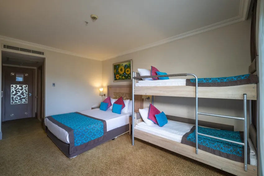 Crystal De Luxe Comfort Collection 5*-13