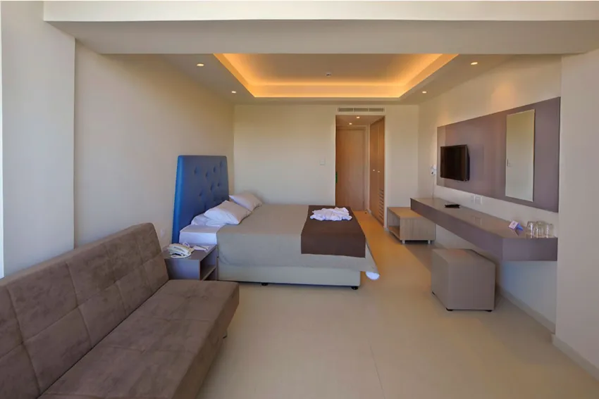 Nelia Beach Hotel 4*-9