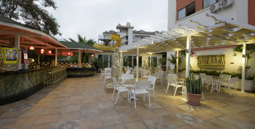 Antique Roman Palace (Adults Only 16+) 5*-98