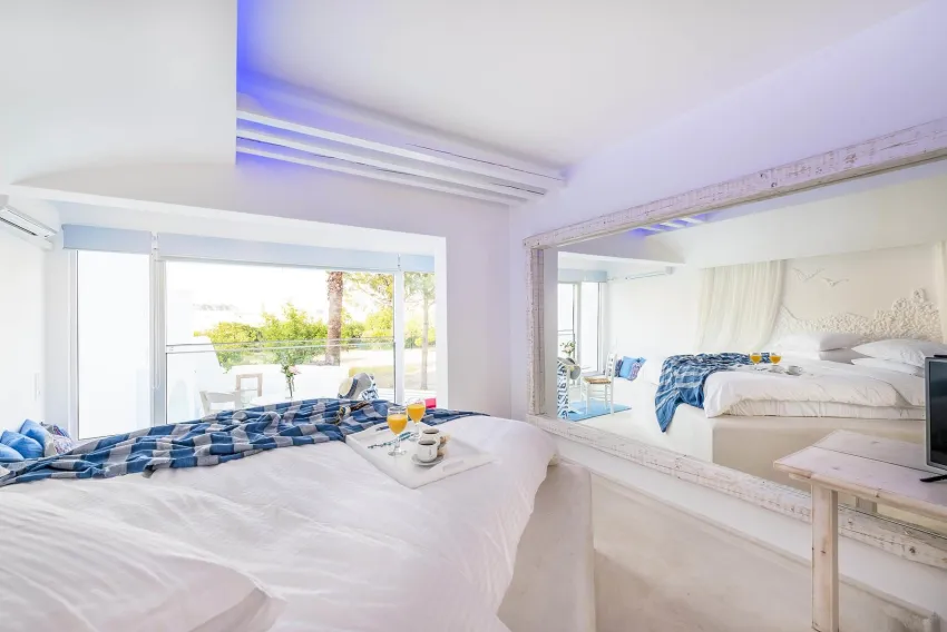Kouros Home 3*-22