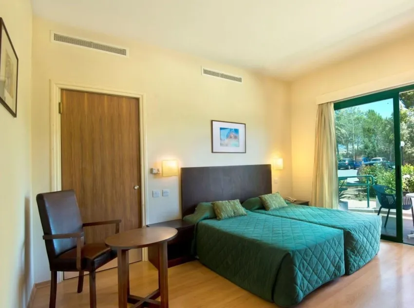 Natura Beach Hotel & Villas 3*-7