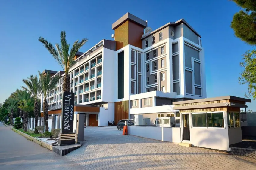 ANNABELLA DIAMOND HOTEL & SPA  5*-12