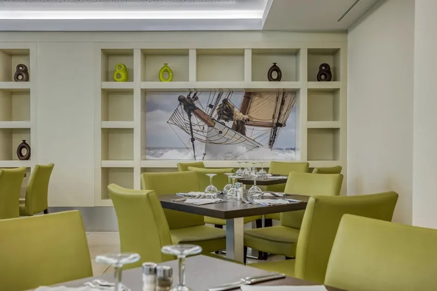 Morlans Garden 4*-25