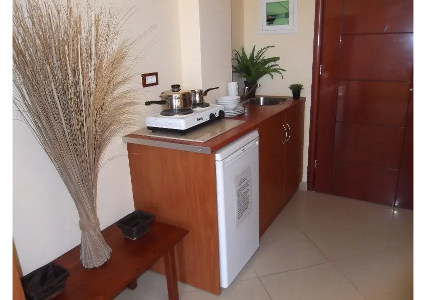 Mariana Hotel and Studios 3*-5