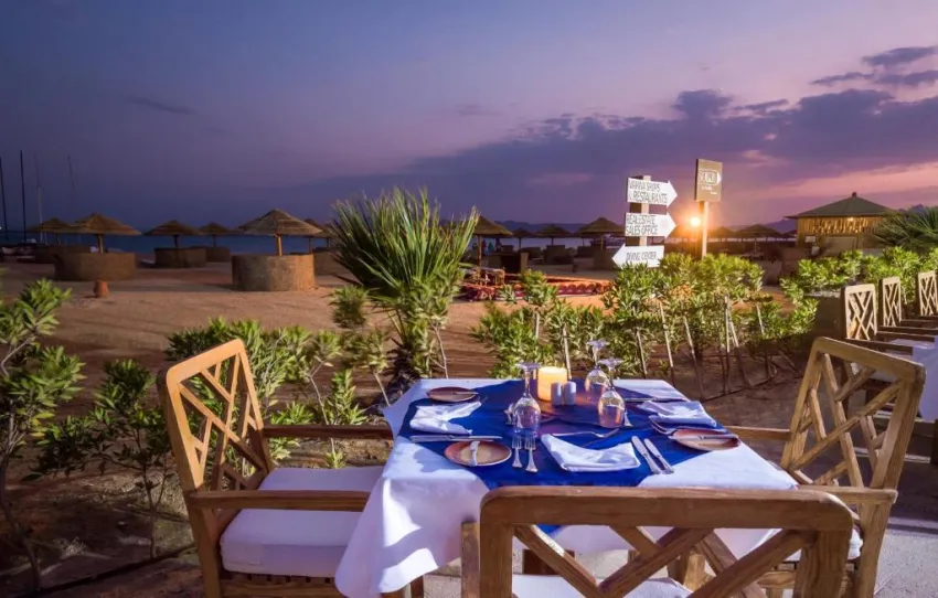 The Cascades Golf Resort & Spa 5*-10