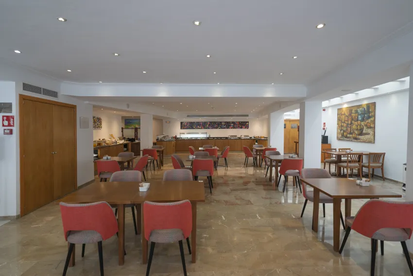 Artmadams Hotel 4*-101