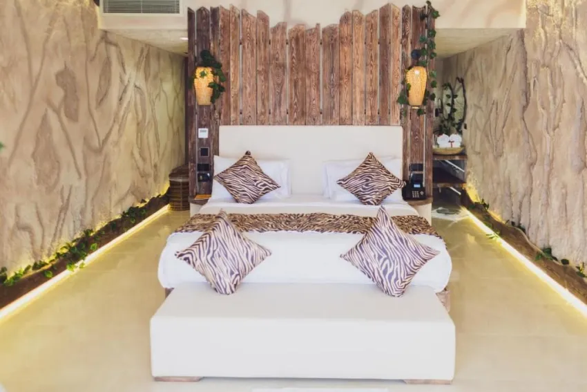 CAVES BEACH RESORT (ADULTS ONLY 16+)  4*-22