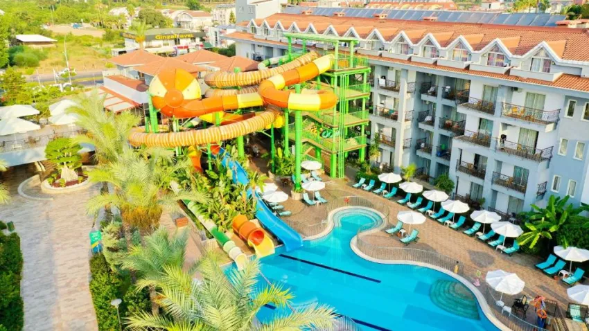 Crystal Aura Beach Resort & Spa 5*-5
