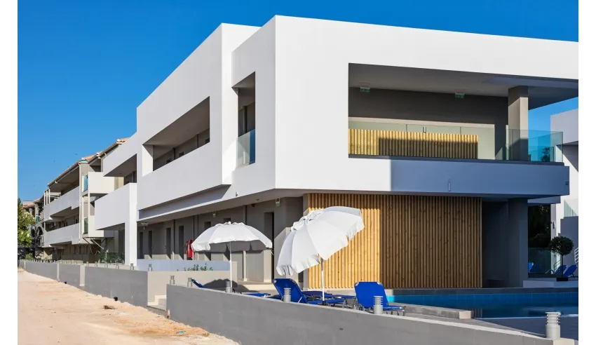 White Olive Premium Laganas 4*-6