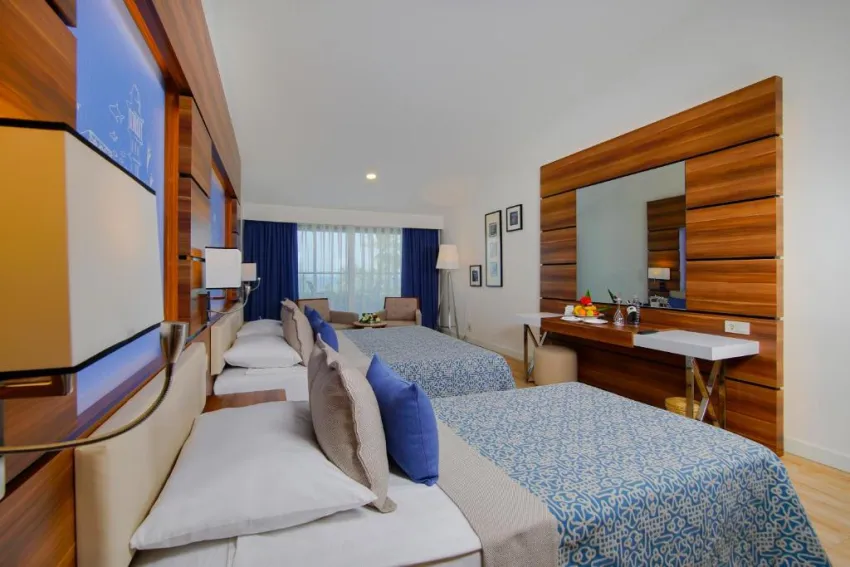 LIMAK ATLANTIS DELUXE HOTEL & RESORT  5*-10