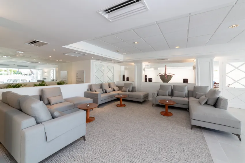 Reverence Life Hotel 4*-127