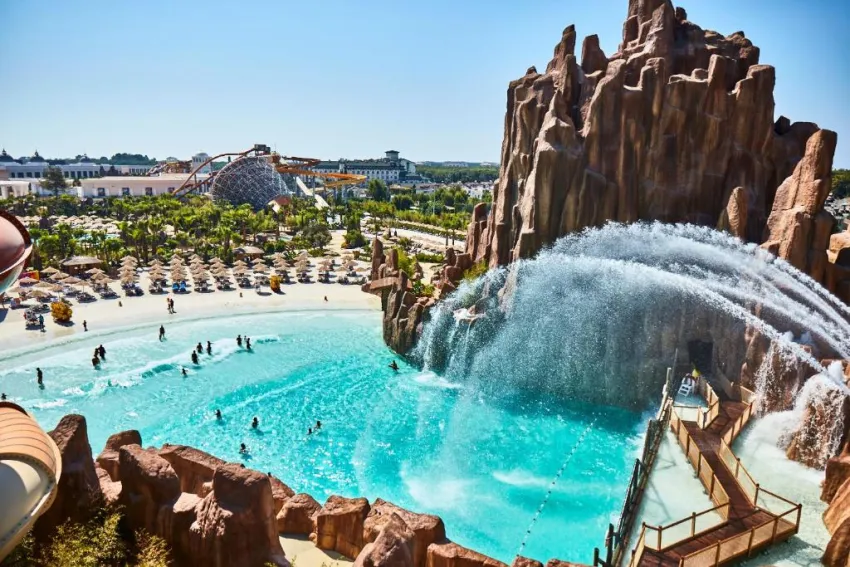 THE LAND OF LEGENDS NICKELODEON HOTEL & RESORT  5*-81
