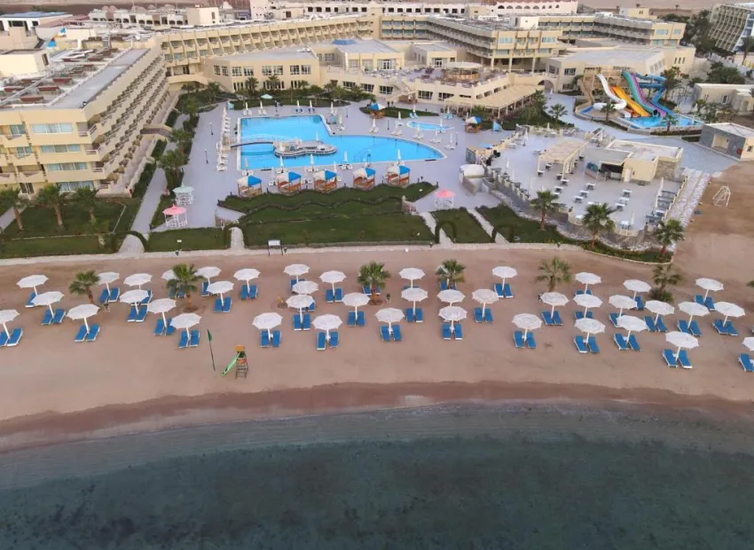 Aqua Mondo Abu Soma Resort 5*-7