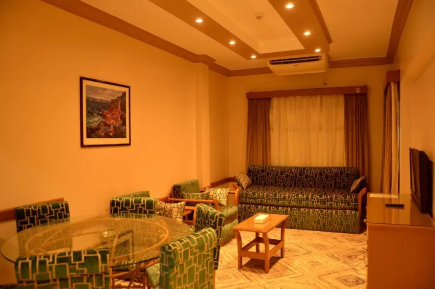 DIVE INN RESORT  4*-5