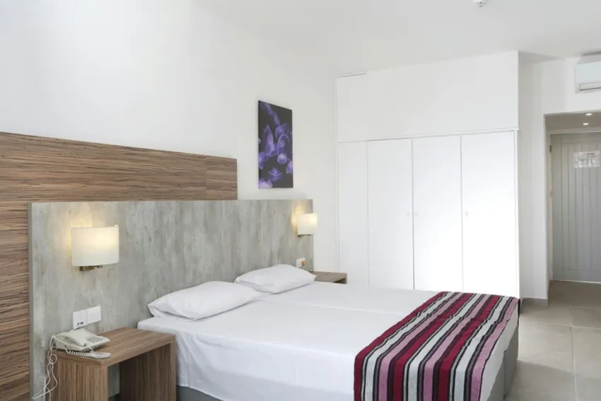 Kapetanios Aqua Resort 4*-8