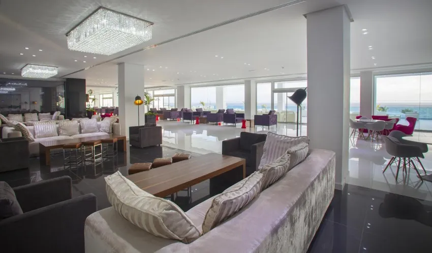 King Evelthon Beach Hotel and Resort 5*-9