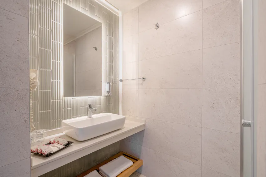 Sun Heaven Queen 4*-16