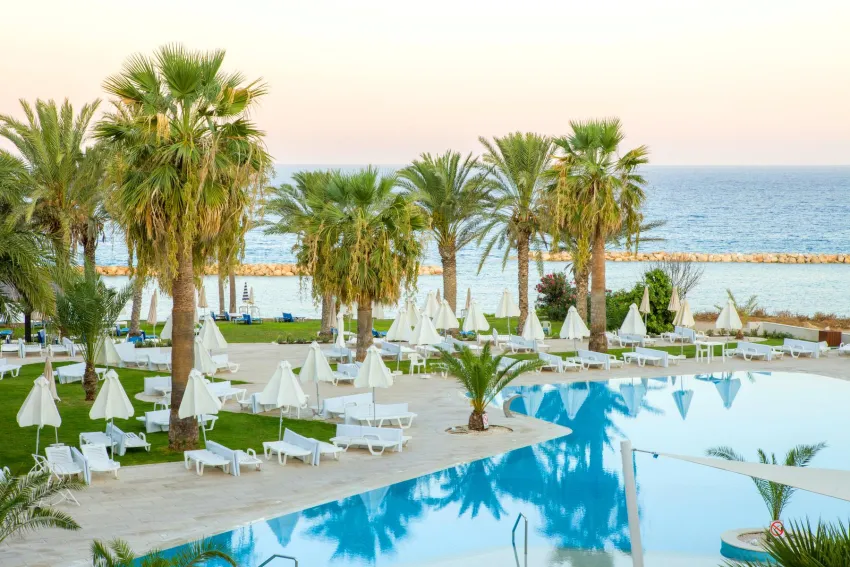 Venus Beach 4*-15