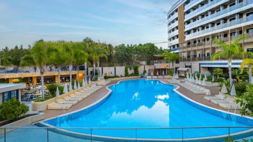 MICHELL HOTEL (ADULTS ONLY 16+)  5*-25