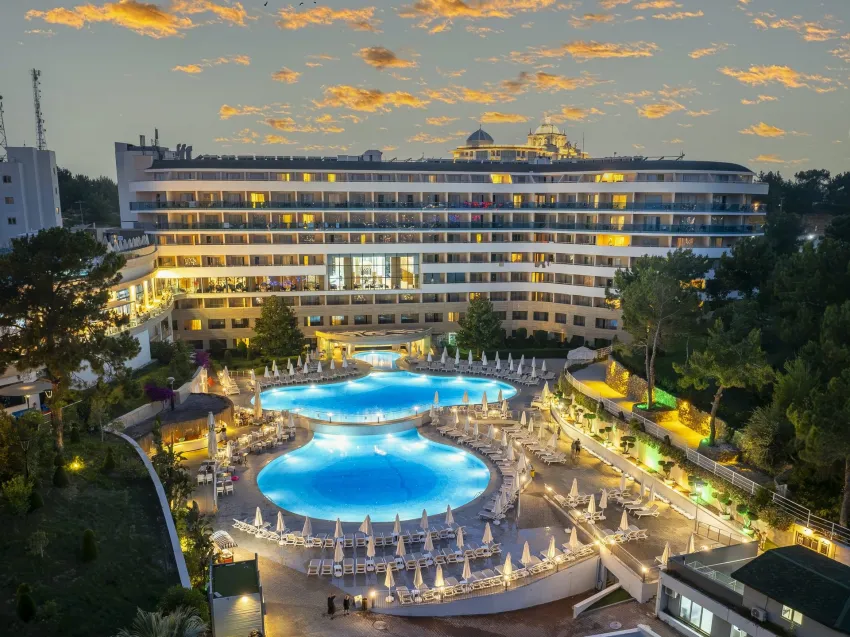 A Good Life Utopia Family Resort 4*-7
