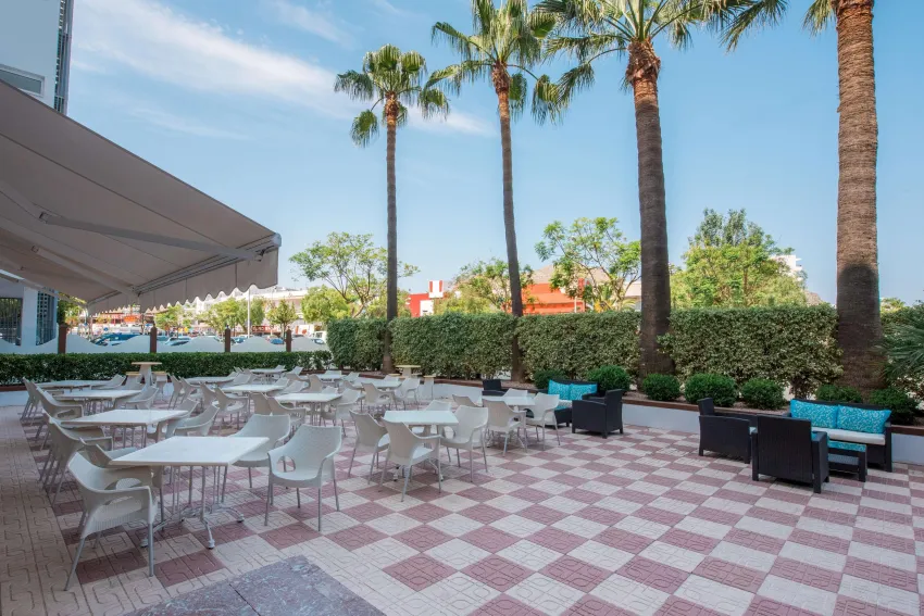 Iberostar Waves Ciudad Blanca 4*-96