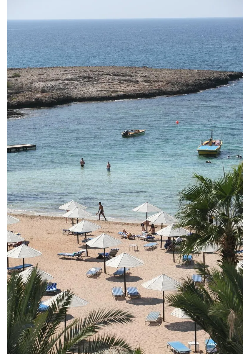 Dome Beach Hotel 4*-5