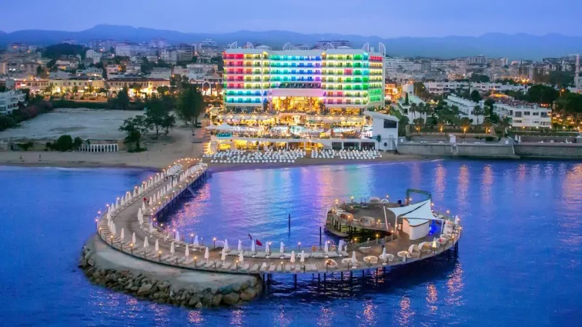 AZURA DELUXE RESORT & SPA HOTEL  5*-9