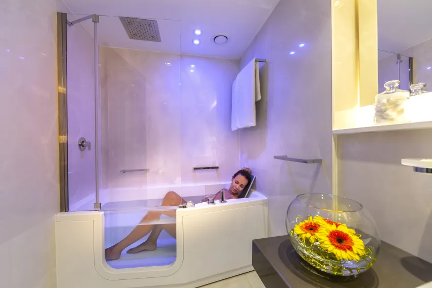 Amathus Beach Hotel Limassol 5*-10
