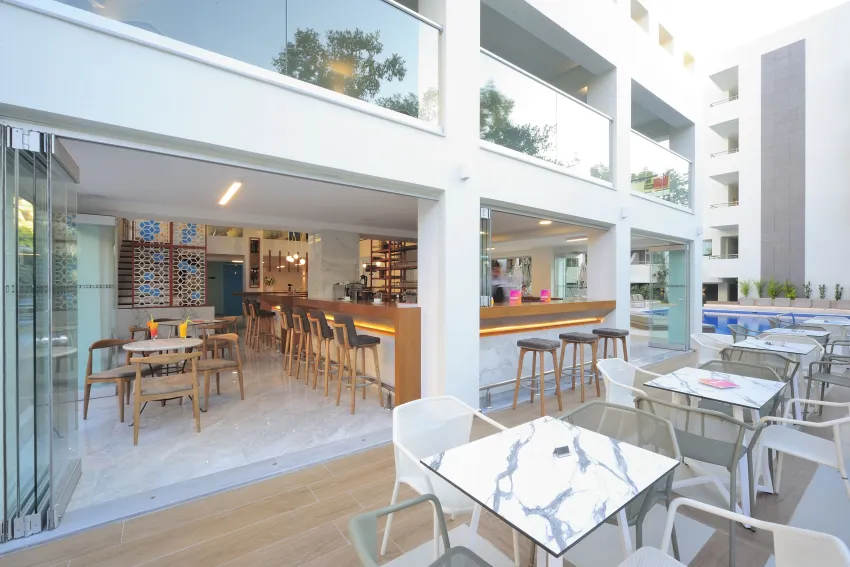 Atrium Ambiance Hotel 4*-100