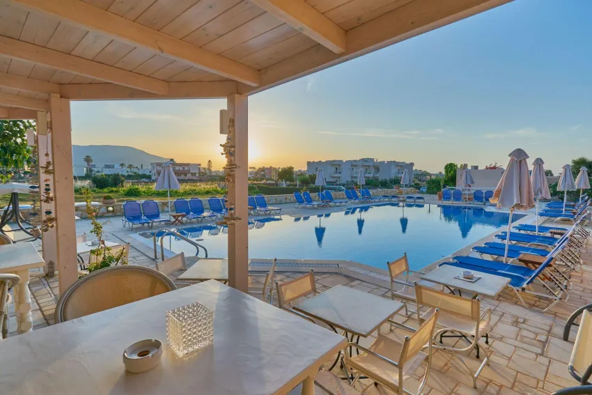 Golden Bay Aparthotel 2*-3