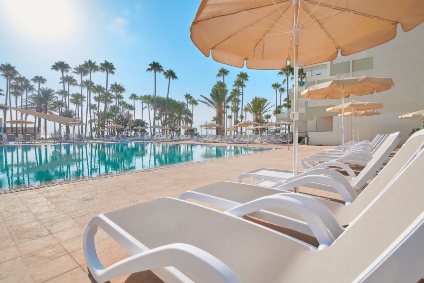 Club Mediterraneo Hipotels 4*-2