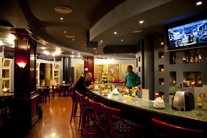 Invidia Coral Beach Tiran 5*-6