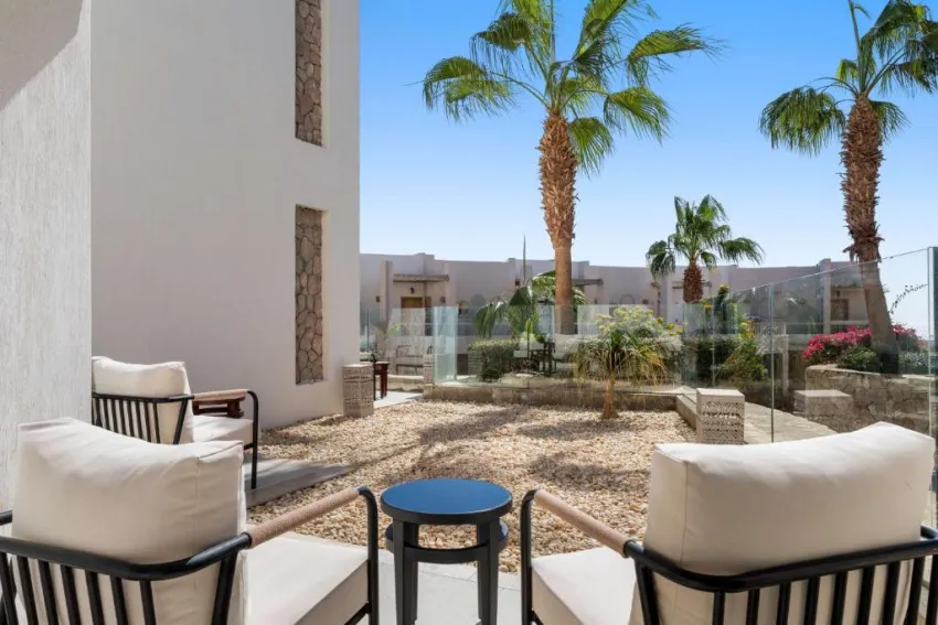 DOUBLETREE BY HILTON SHARM BAY RESORT BEACH SIDE  4*-52