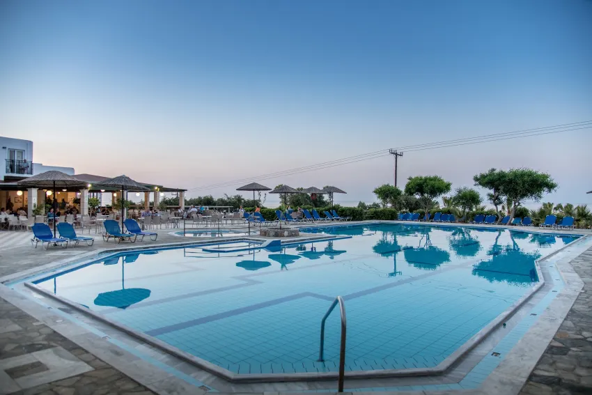 Semiramis Village Hotel 4*-38