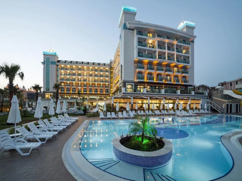 LUNA BLANCA RESORT & SPA  5*-5